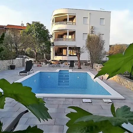 Rogoznica 15764a Apartamento *
