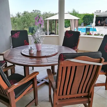 Rogoznica 15764a Apartamento *
